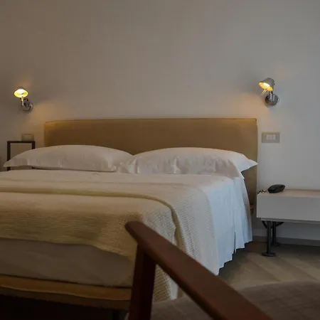 Elsa Hotel
