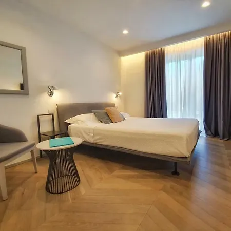 Elsa Hotel 3*